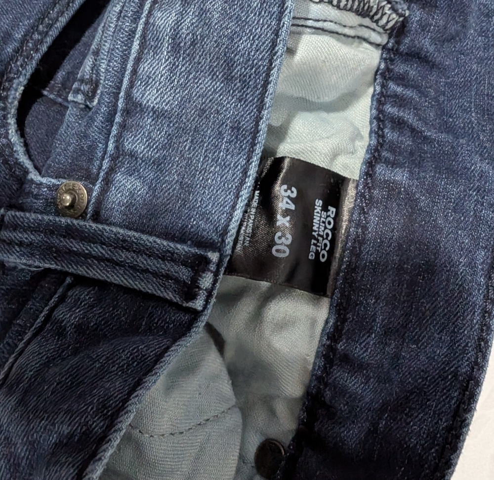 Jeans - Picture 5 of 5